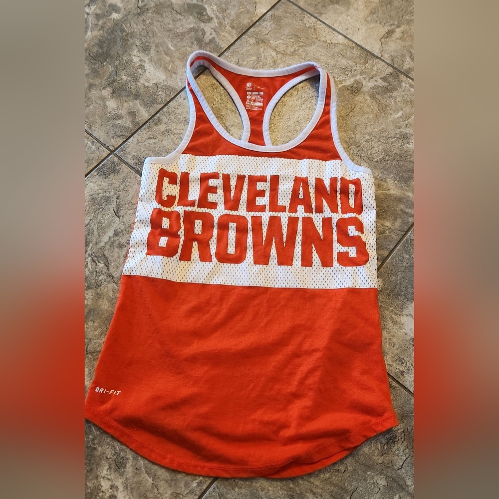 Cleveland Browns the Nike Tee XS athletic cut NFL team apparel orange and white